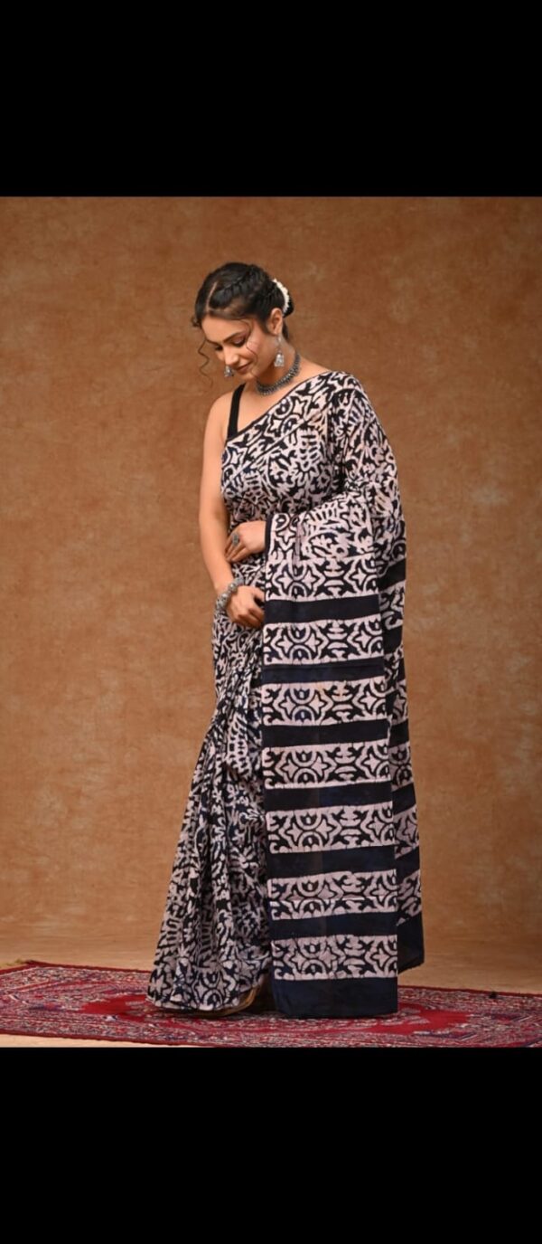 100% Mulmul Cotton Saree With Unstitched Blouse